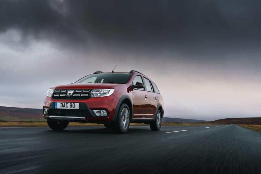  Dacia Logan MCV Stepway Techroad 2019 года  (UK) (фото 24 из 34)